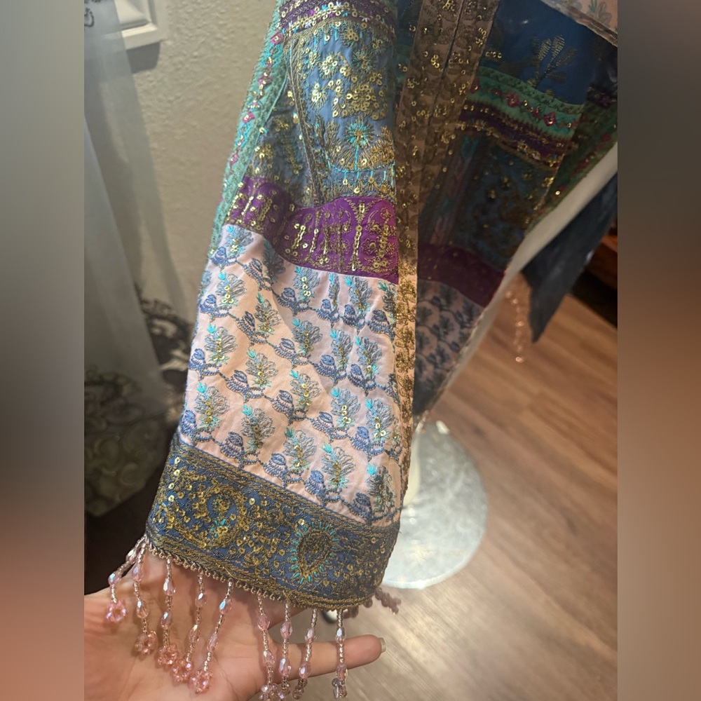 Elegant Multicolor Women's Accessory Set - Picture 12 of 16